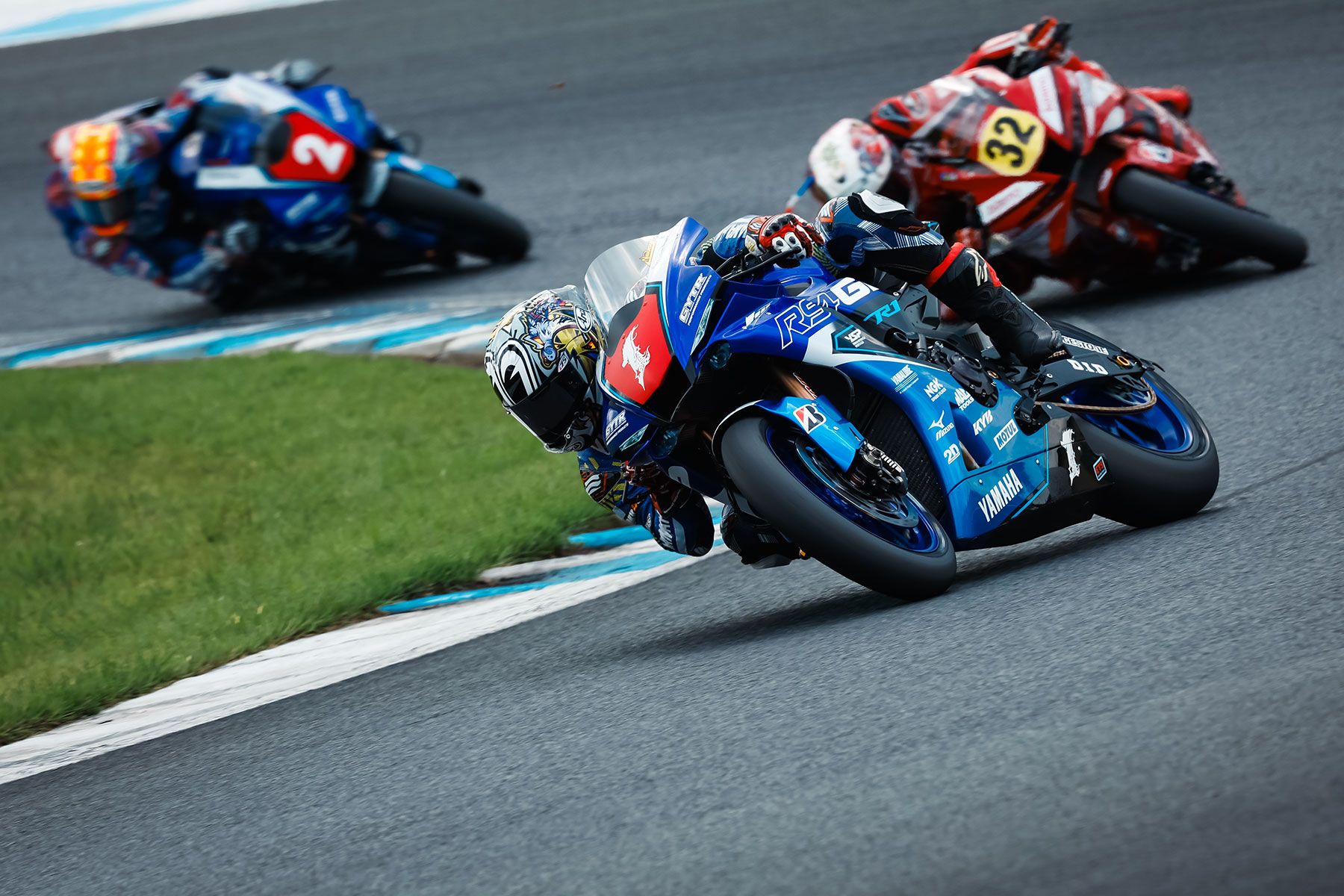 水野涼　直筆サイン入り　パニガーレv4 ドゥカティ　カウル 水野涼選手（DUCATI Team KAGAYAMA）がPanigale V4Rで初優勝
