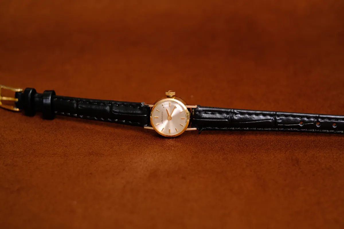 LONGINES 二針 最小型 金鍍金 1967 腕時計【売約済】