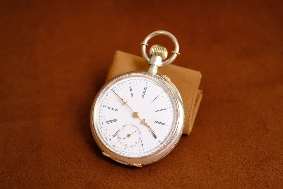 極上 G.P. グスタフペルヌー社 14石 ラウンド型ケース 商館時計【売約済】