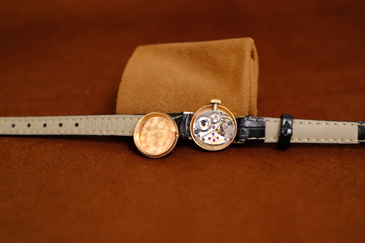 LONGINES 二針 最小型 金鍍金 1967 腕時計【売約済】 LONGINES 二針 最小型 金鍍金 1967 腕時計【売約済】