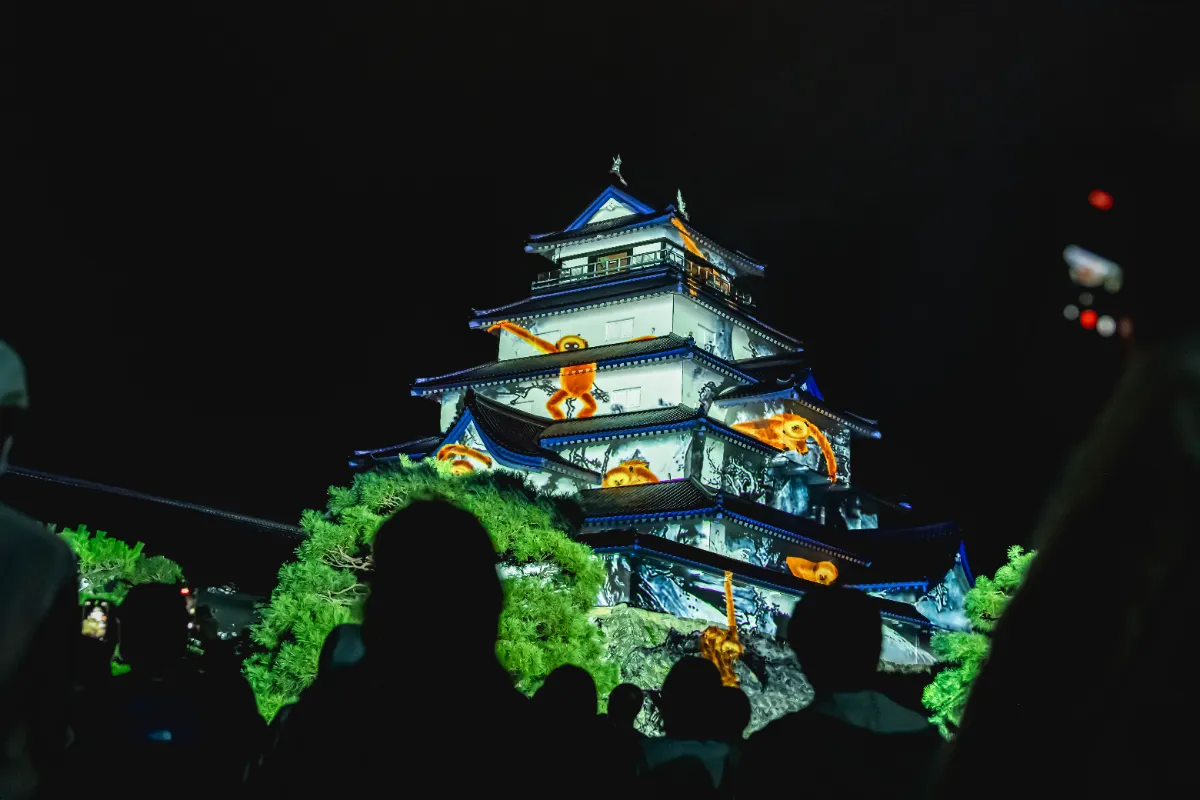 プロジェクターマッピング mqdefault.jpg