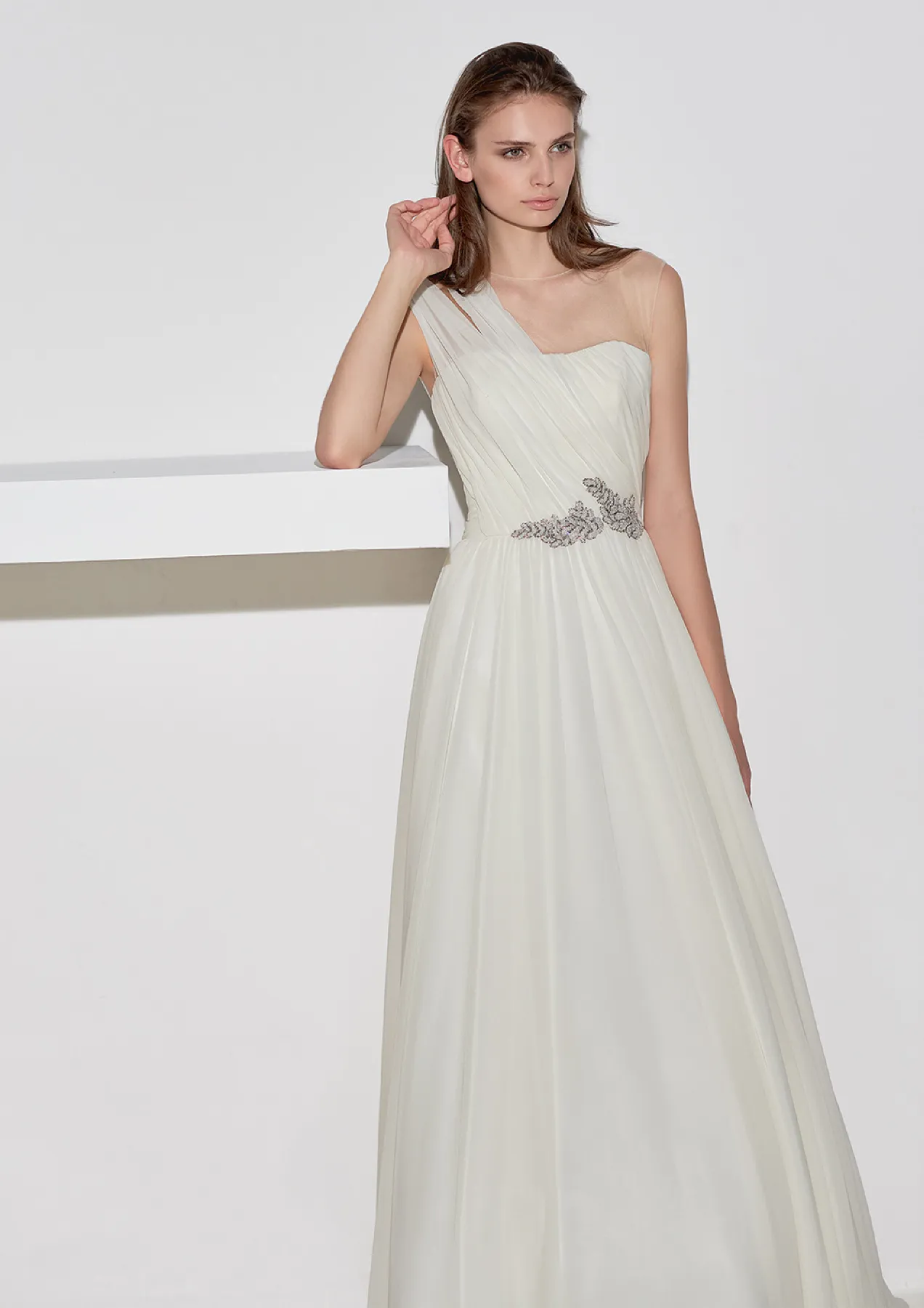 松尾株式会社 | ブライダル衣裳国内シェアNo.1