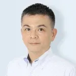 荒尾 康宏（あらお やすひろ）