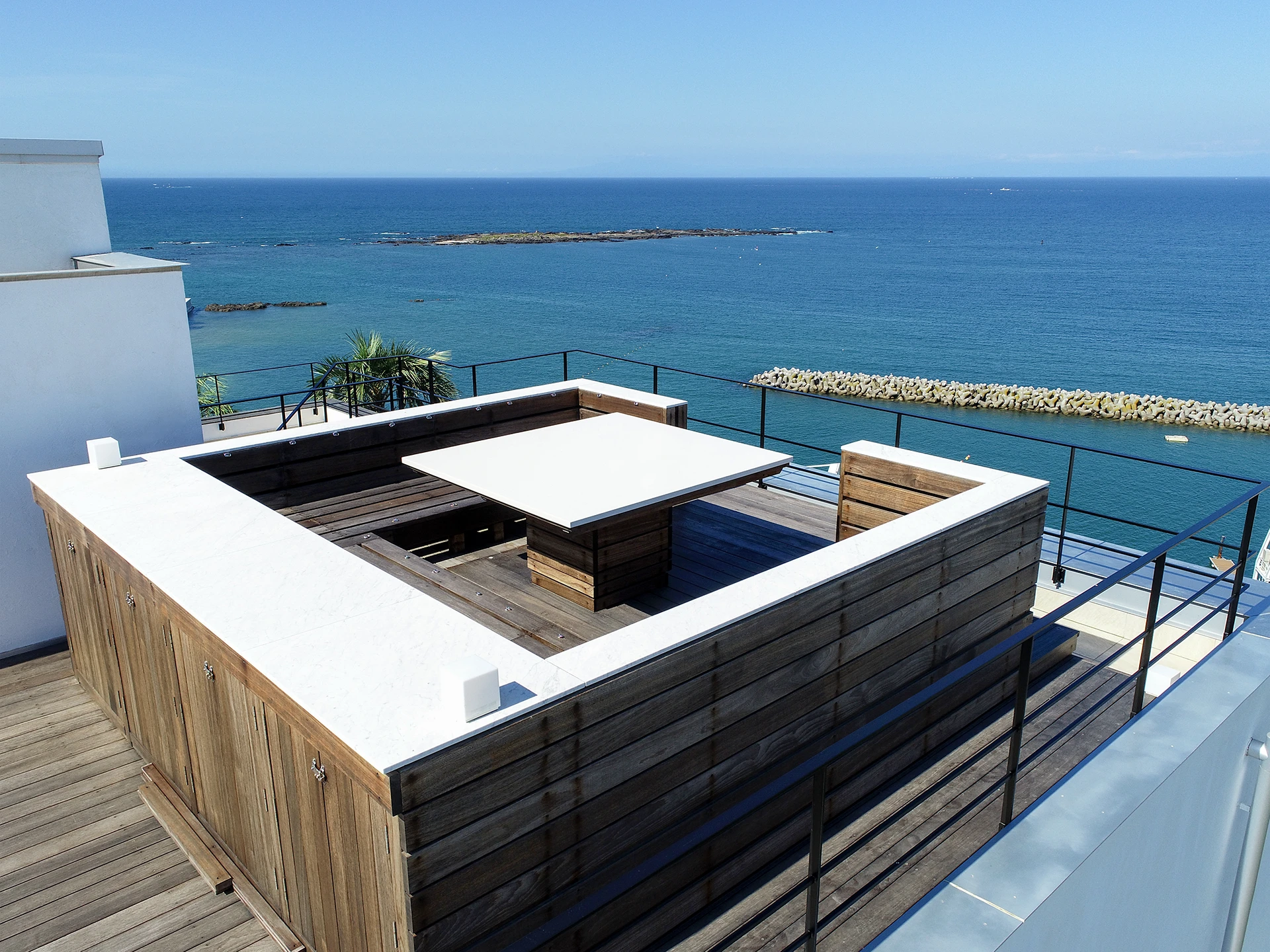 ID design + TT&T Archi Lab | DESIGN | Terrace