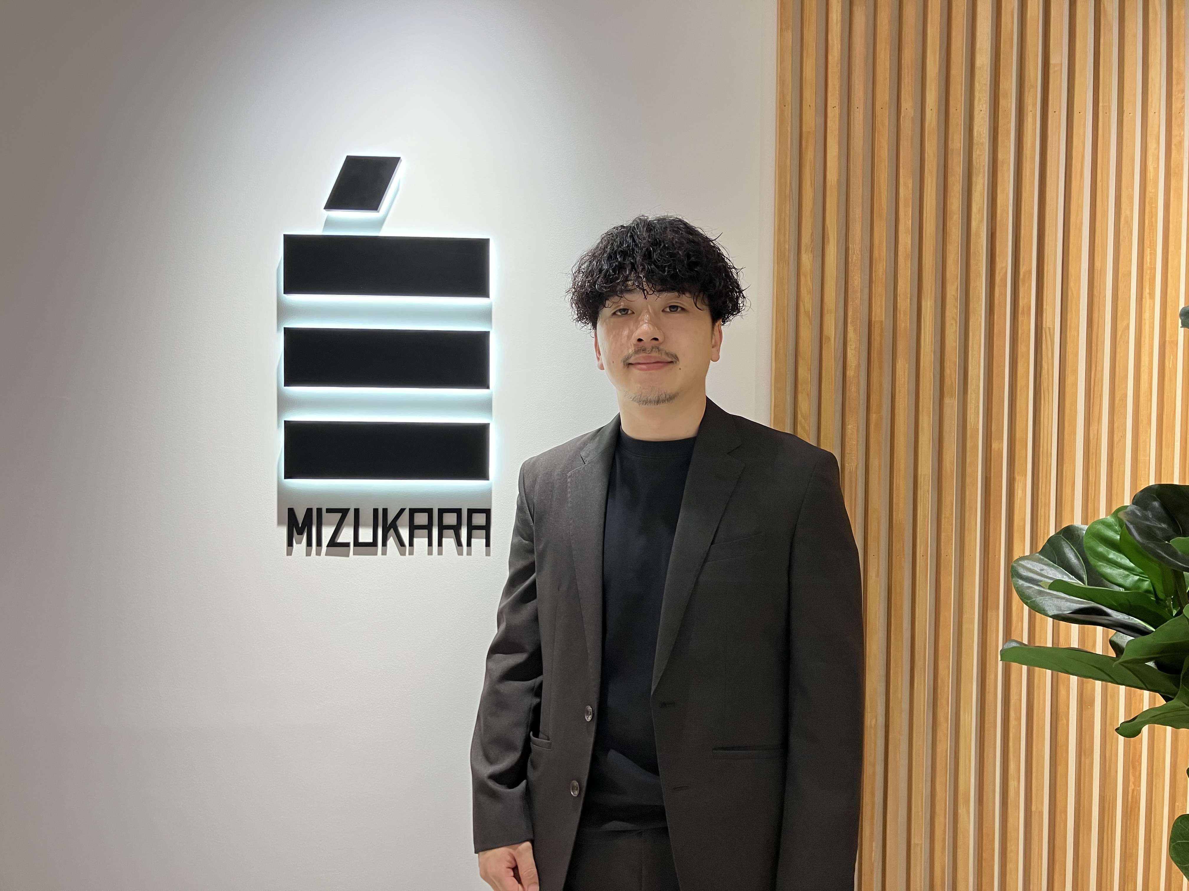 面談数は1年で1.2倍、過去最高月間売上を達成。分散した顧客データを”勝つための資産”に変えたLINE×Salesforce活用術