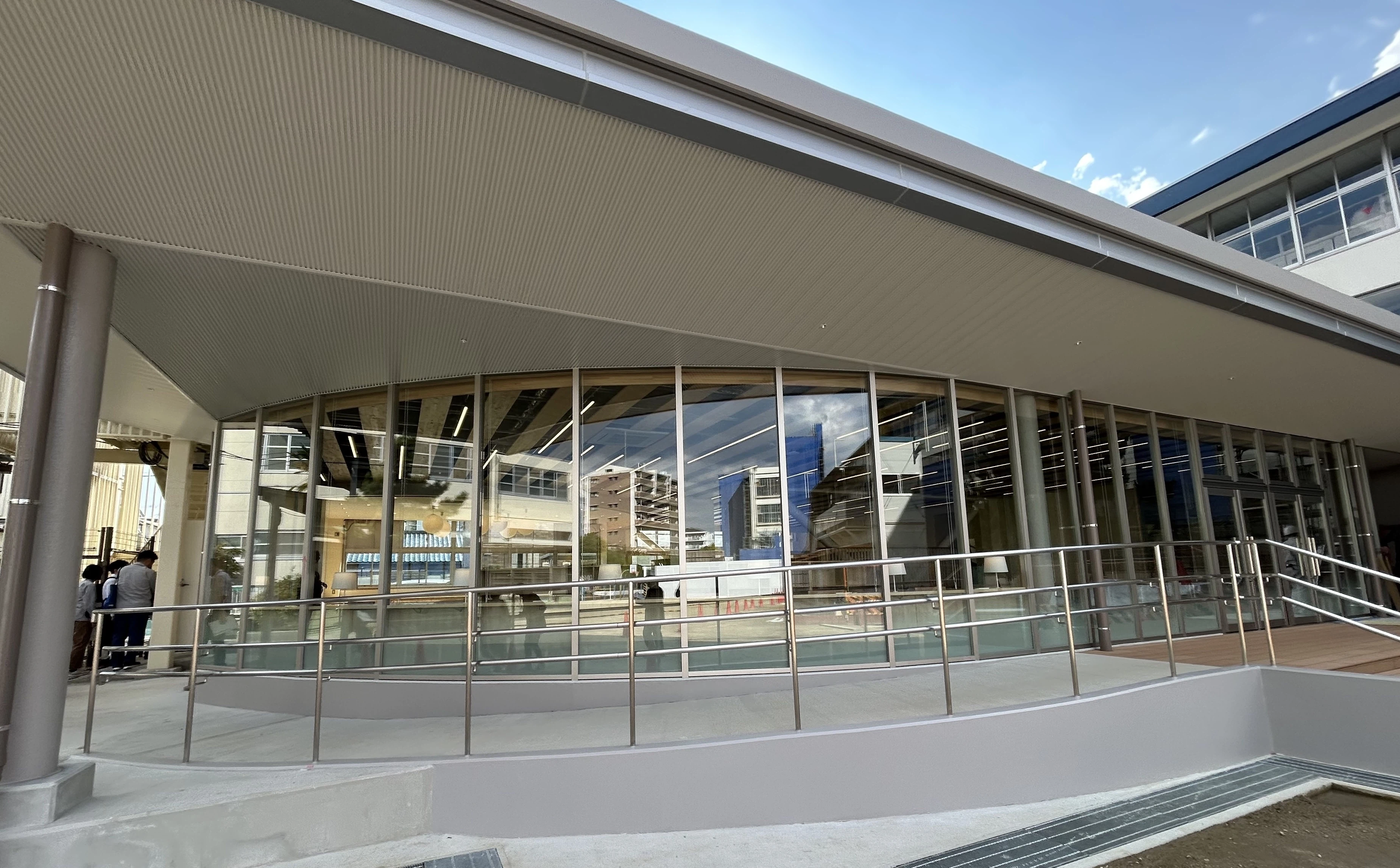 先行して引き渡しを終えた「なごのヒロバ」の外観