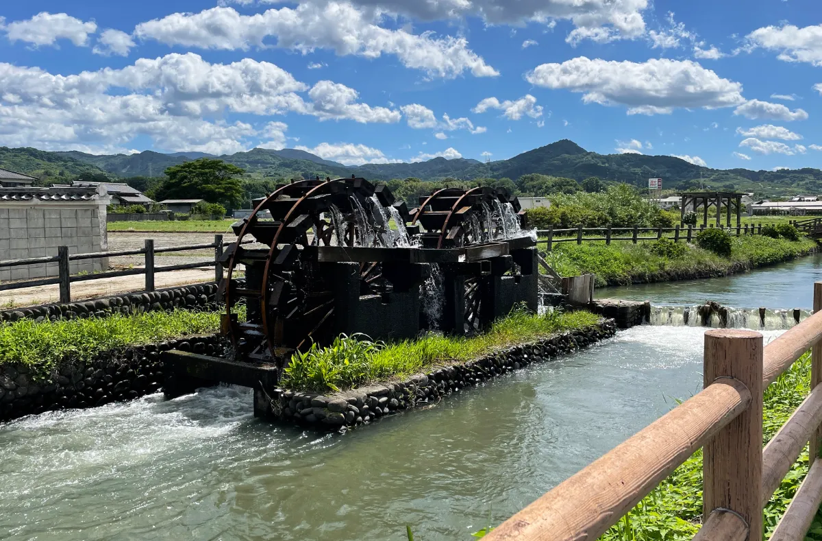三連水車 1024px-朝倉菱野三連水車_-