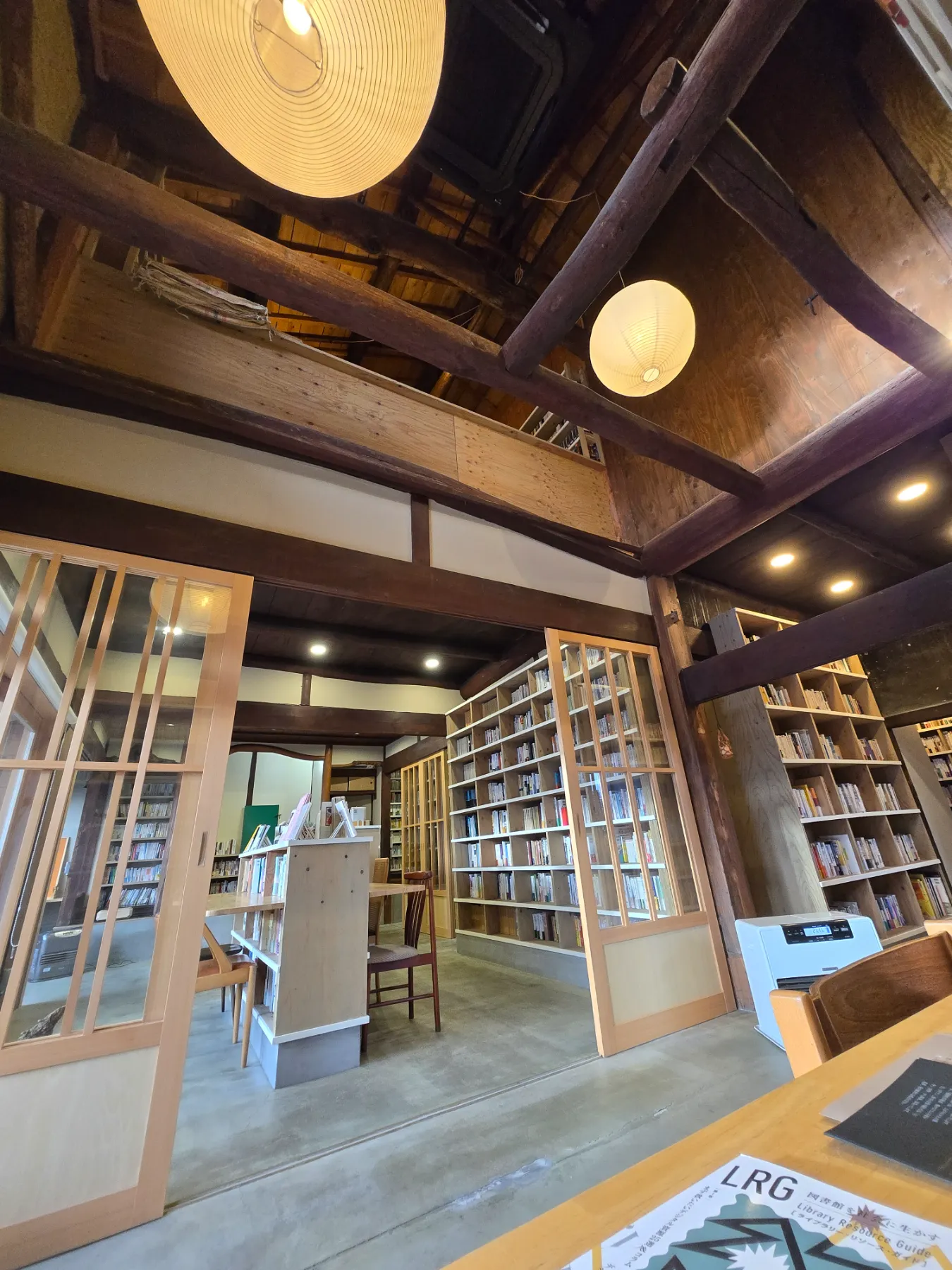 ふるえる書庫（大阪府・池田市）｜スポット