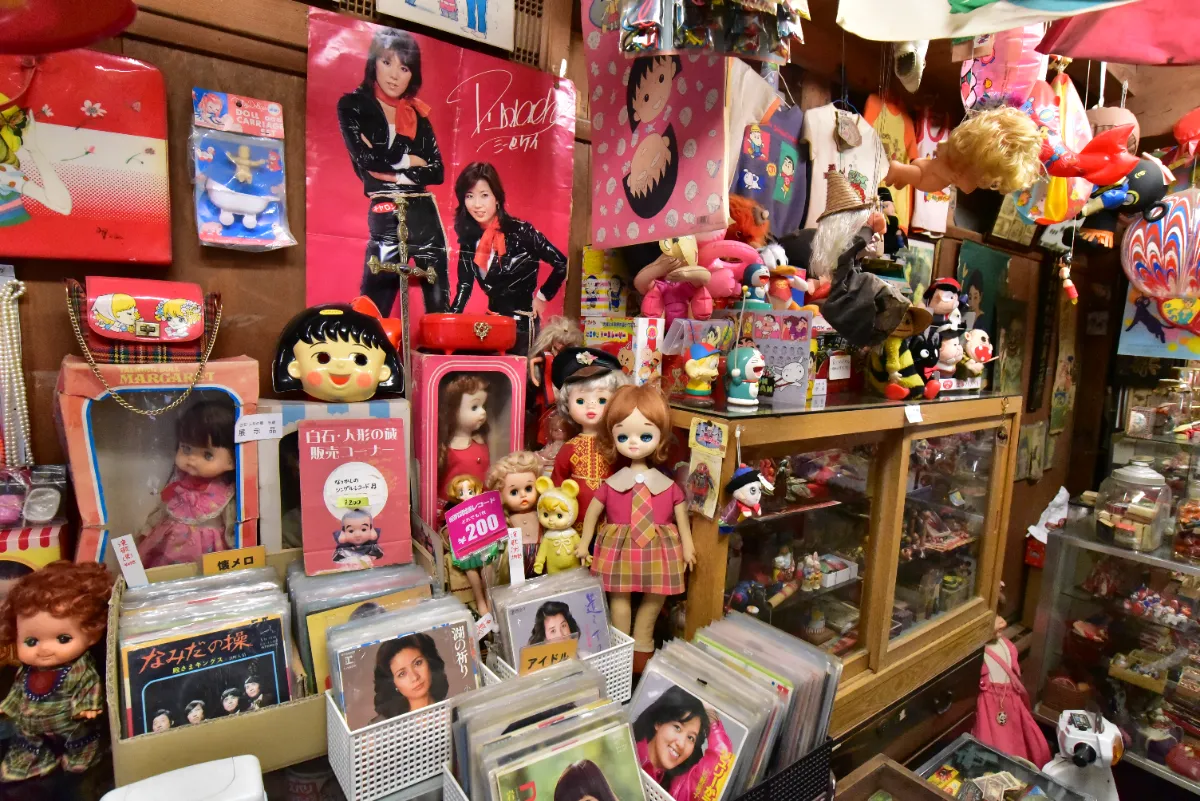 昭和レトロ！ アイドル下敷きセット 昭和・平成】アイドルの写真切り抜きを体験「Zちゃんと昭平さん