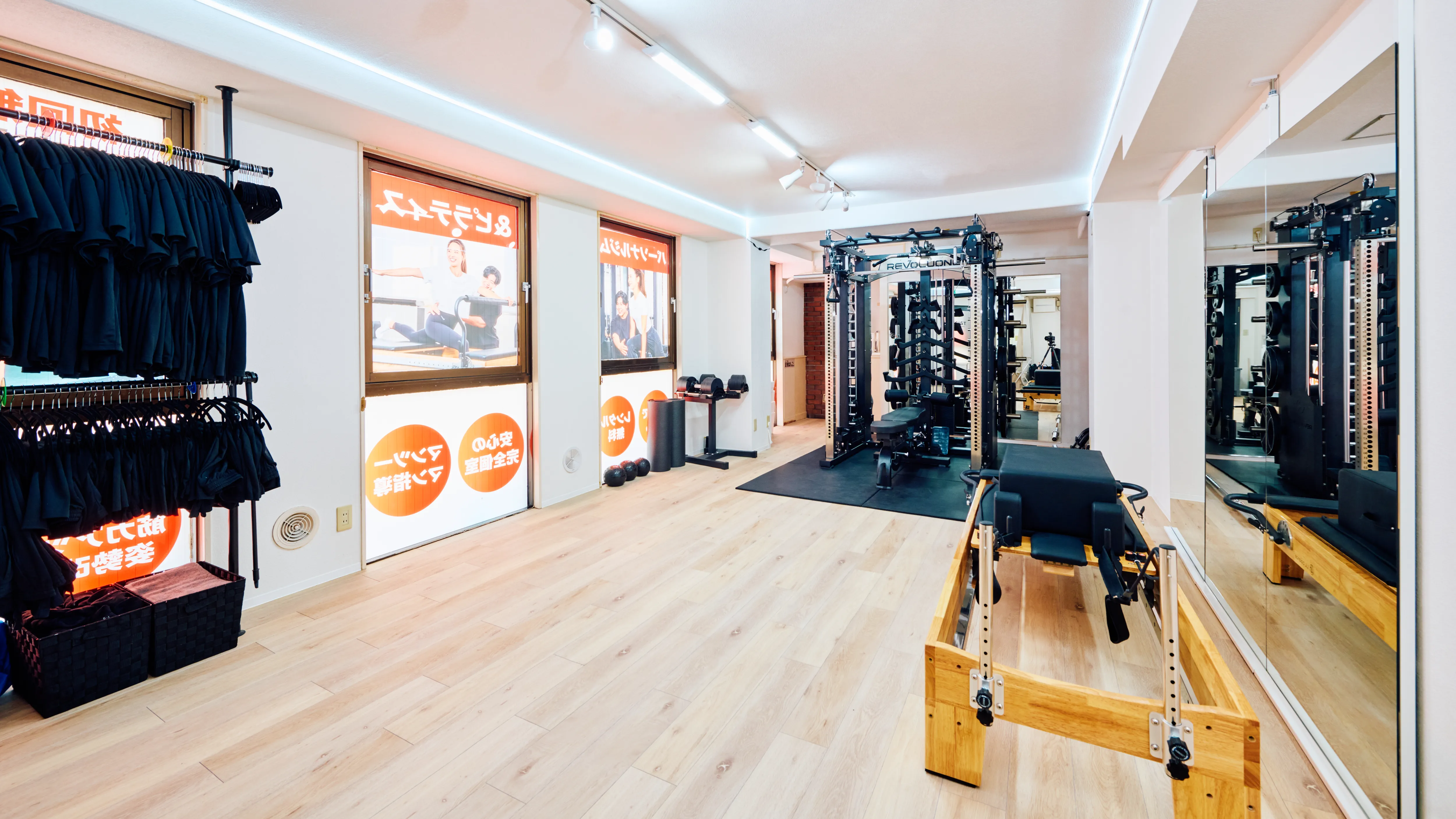 パーソナルジム&ピラティスRESIST北浦和店の内装