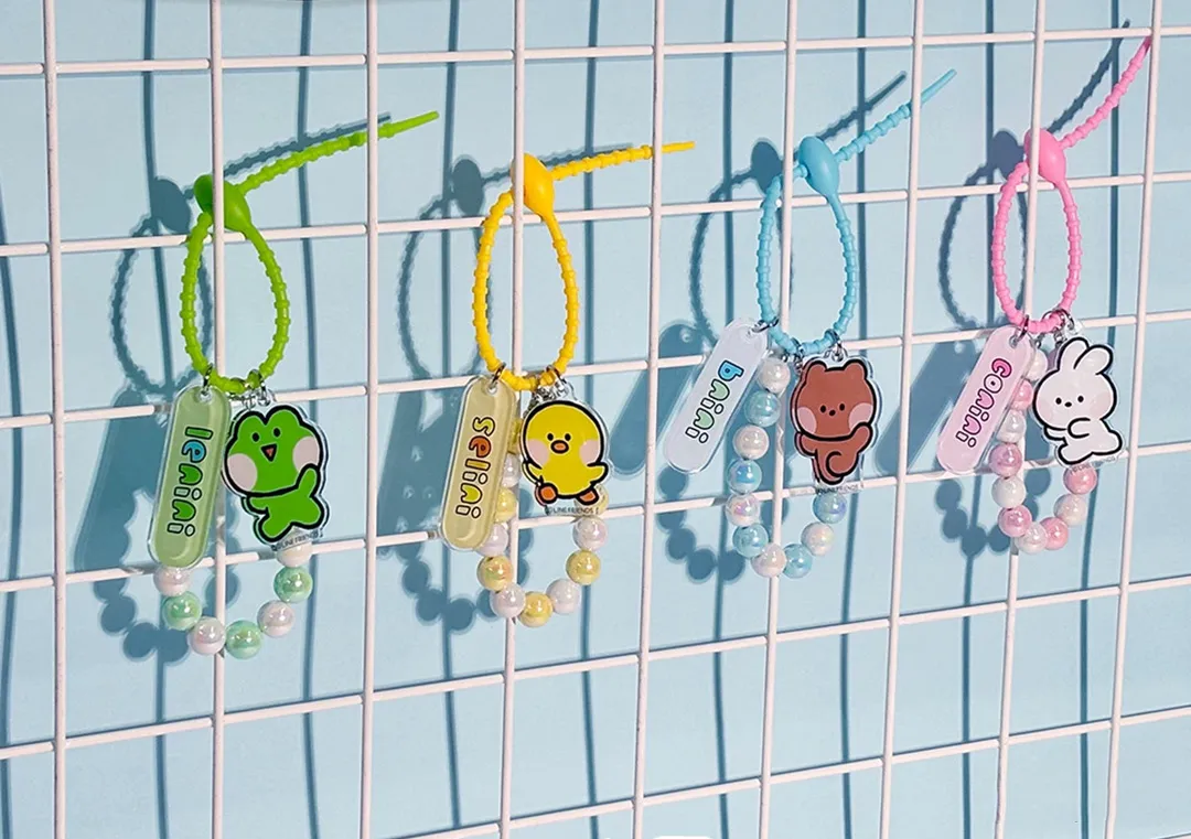 キーホルダー・アクリルキーホルダー LINE FRIENDS minini Catnini LINE FRIENDS minini アクリルキーリング発売(ソロモン商事