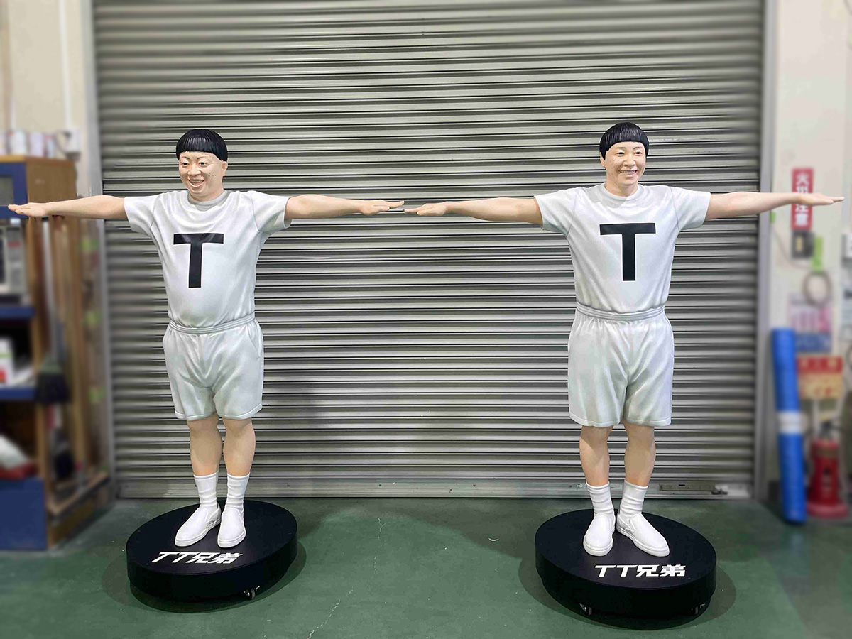 GIGO限定‼️ TT兄弟 フィギュア TT兄弟」の等身大フィギュア(立像)が登場！チョコレート