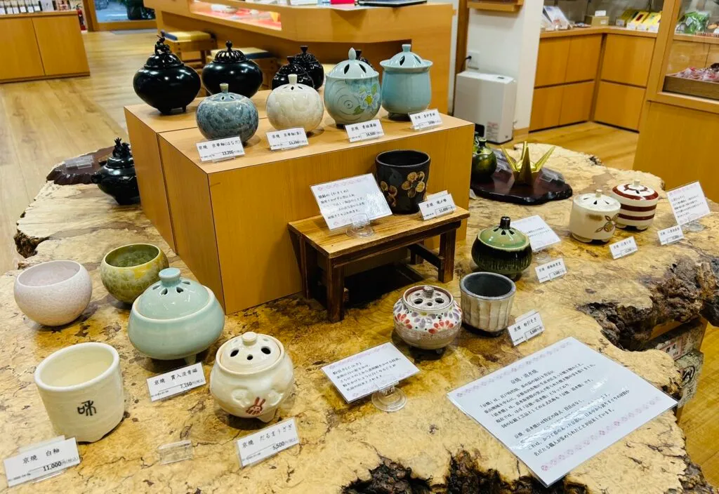 香源 名古屋本店】日本が誇る伝統工芸品「高岡銅器・京焼 香炉フェア
