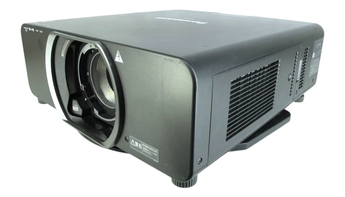 Panasonic/パナソニック 「プロジェクター」 PT-DZ8700 を買取 Panasonic/パナソニック 「プロジェクター」 PT-DZ8700 を買取