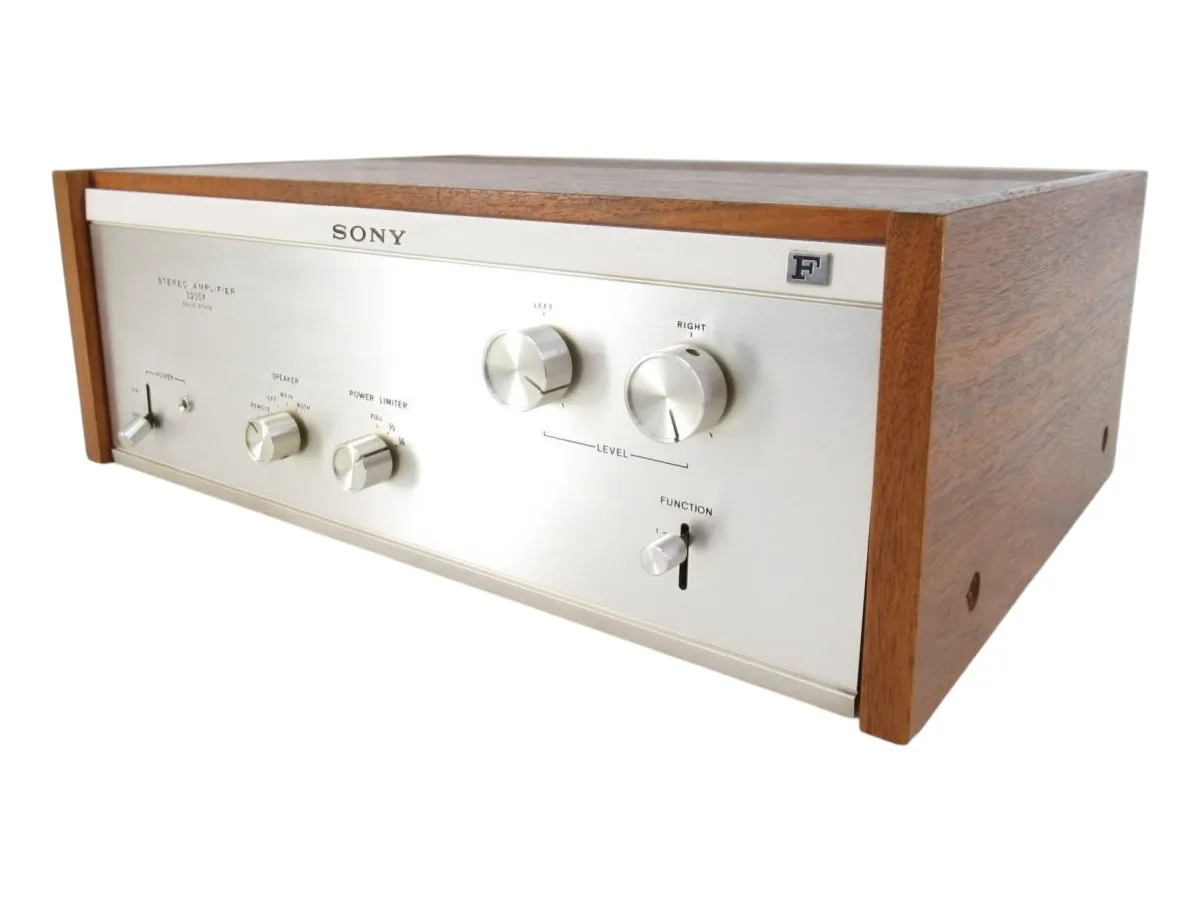 日本初の SONY/ソニー 「プリアンプ/ステレオアンプ」 TA-3200F を買取 アンプ