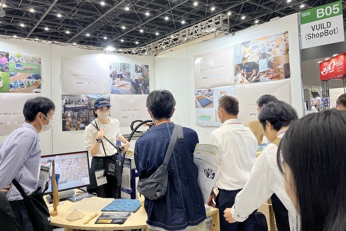 【お渡しの方決定】１本の木で作った机　連絡は月曜日まで　６月18日までに取りに来れる方 苗木が空を飛ぶ。高知県梼原町でホットスタッフ・プロモーション様の森