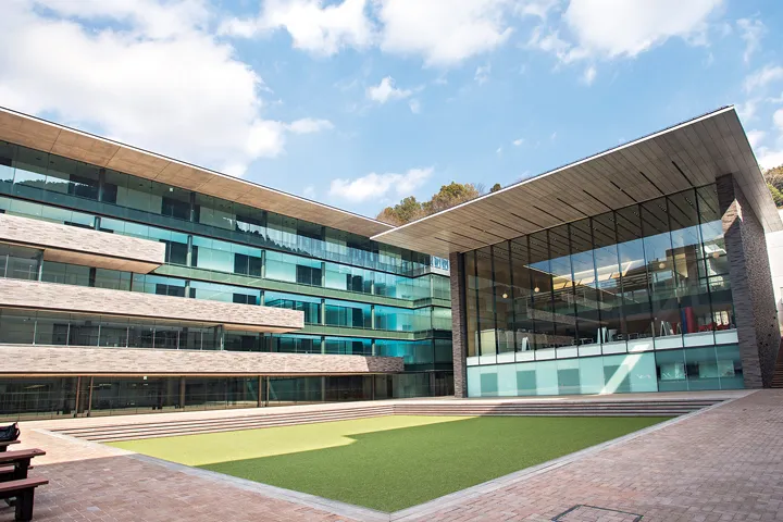 赤本 2022 2019 甲南 龍谷 京都産業 神戸学院 近畿大学 追手門 産近甲龍の序列・難易度は？それぞれの大学の特徴と偏差値・就職