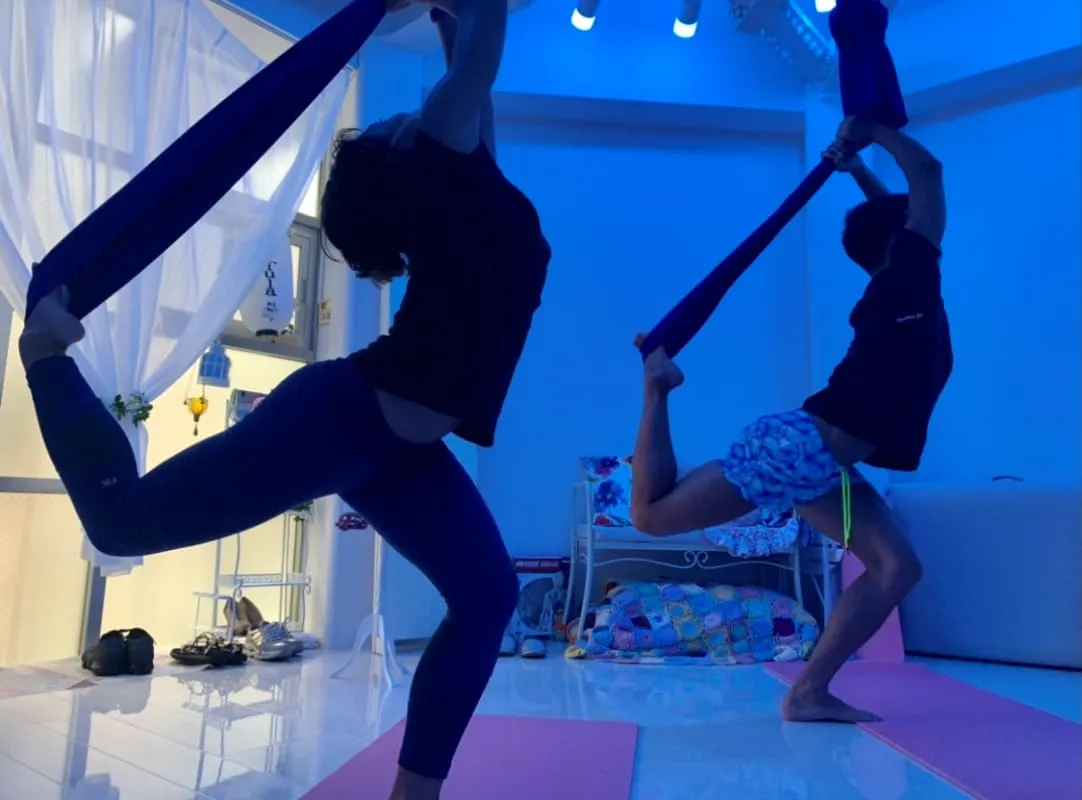 女性に大人気！「エアリアルヨガ・シルクサスペンション」とは