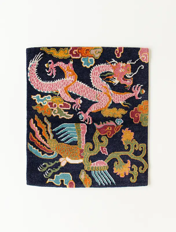 龍と鳳凰　カガマ　norbu lingka ノルブリンカ　チベット絨毯　ドラゴン 龍と鳳凰 | norbu/ノルブ | 三越伊勢丹オンラインストア・通販
