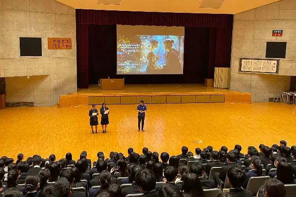 奈良県立畝傍高等学校にて行われた『探究』講演会にCOO西口が登壇しました