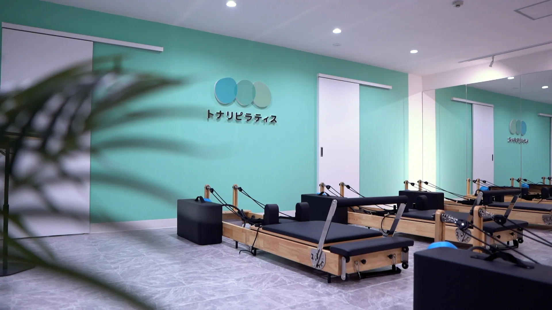 トナリピラティス八尾店