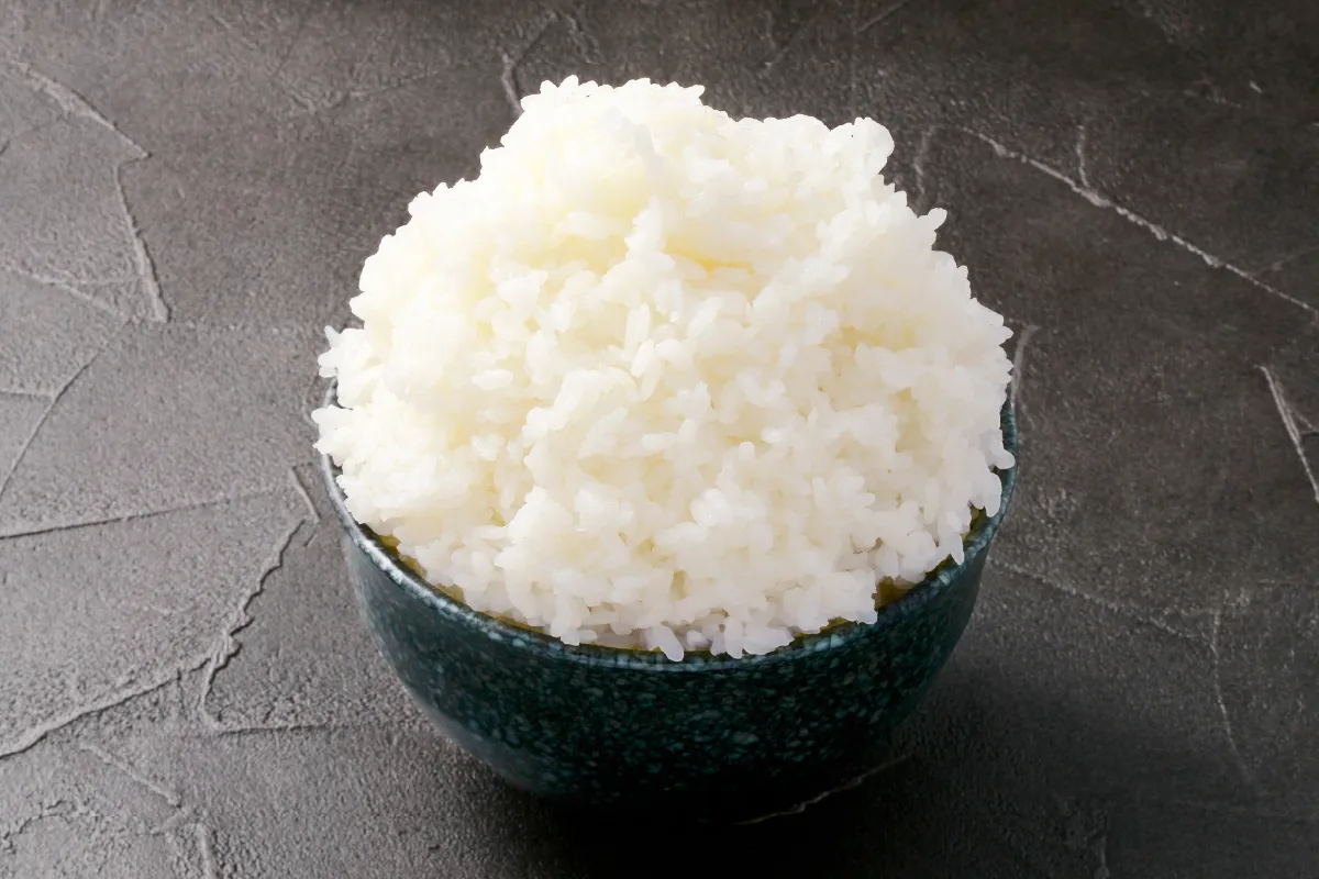 山盛り《ごてんばこしひかり》ご飯