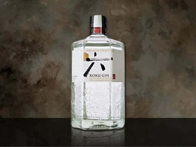 ジャパニーズクラフトジンROKU(六) 山崎蒸溜所貯蔵梅酒 富士ウイスキー ROKU（六） Osaka Brilliance EDITION【サントリー/ジャパニーズ