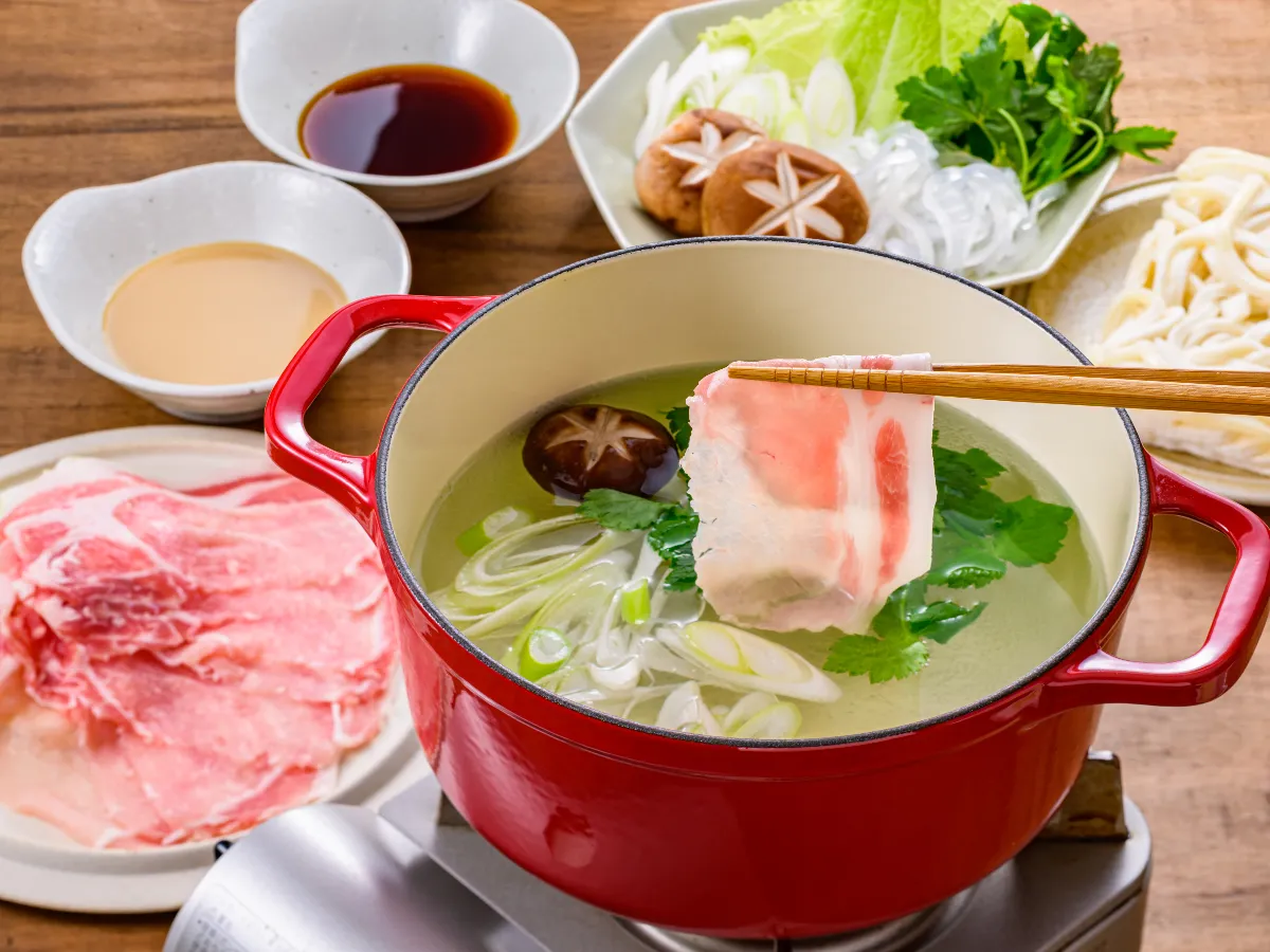 金のごまだれ焙煎ナッツ仕上げ