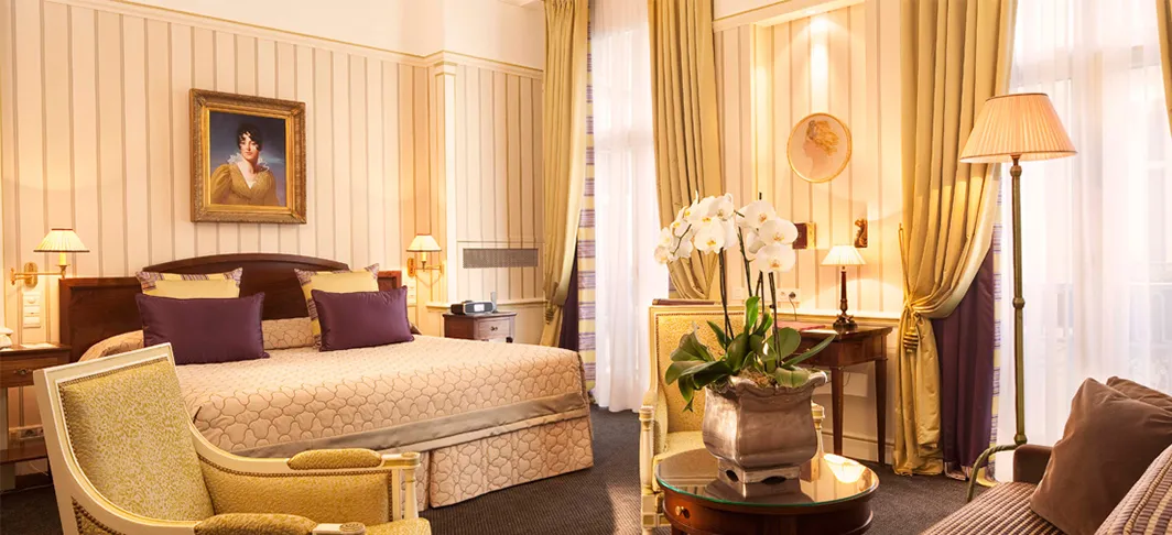 ホテル ナポレオン パリ バリアフリー 