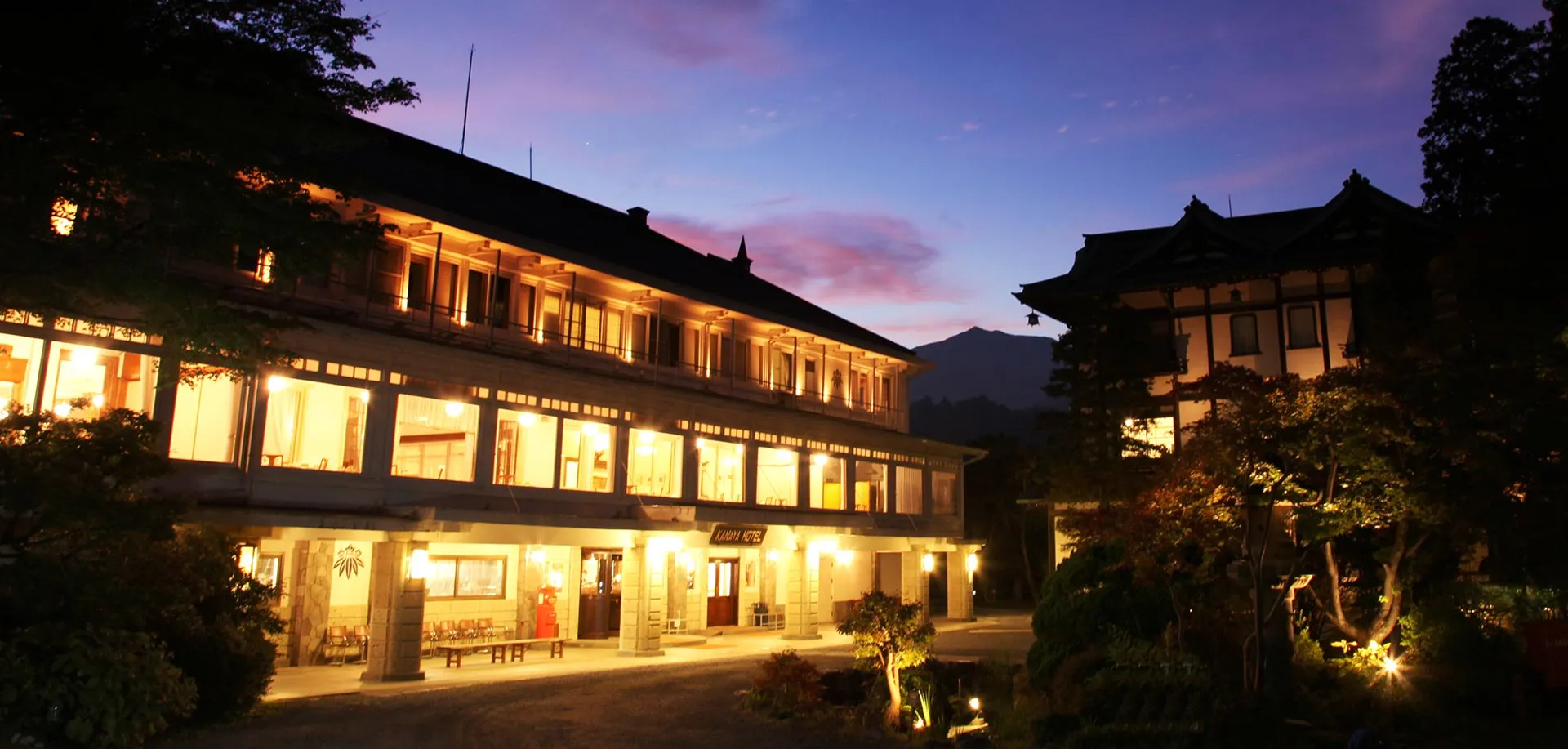 日光金谷ホテル　車椅子