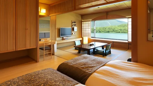 あかん遊久の里 鶴雅 バリアフリー 