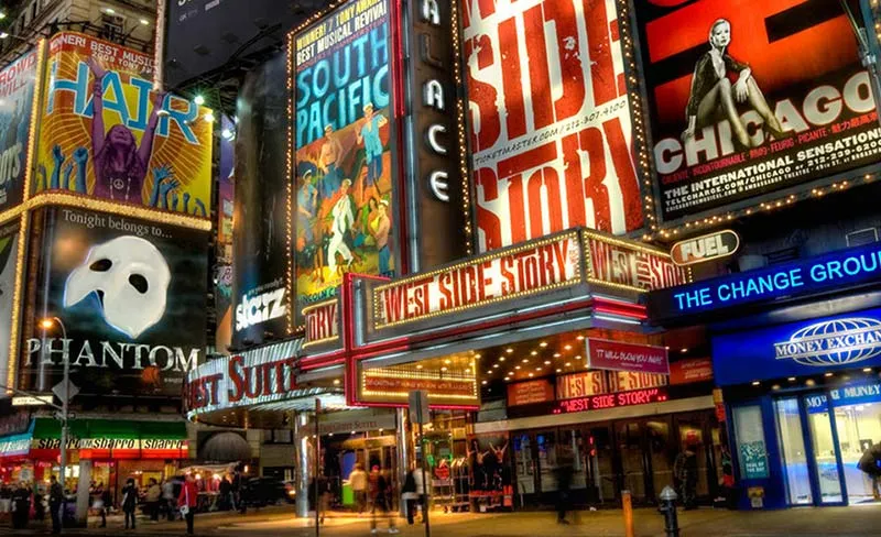 ブロードウェイミュージカル バリアフリー 