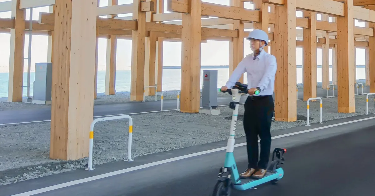 大阪・関西万博のバックヤードで運営スタッフの移動ツールとしてLUUPが