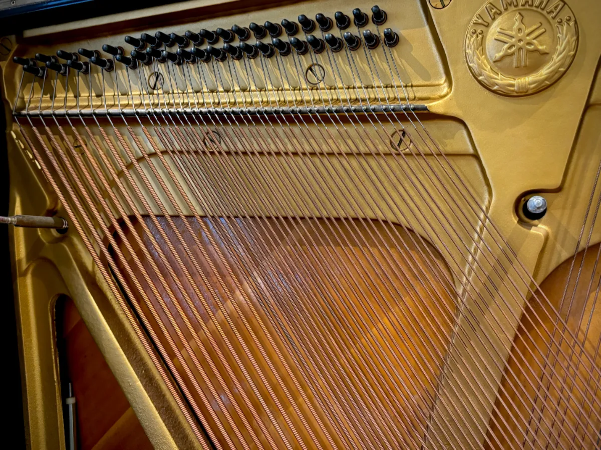 ピアノソフィ -オーバーホール修理・コンサート調律-