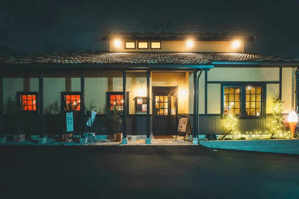 店内ワンコOK！インドカレー＆ビュッフェの人気店『アンナプルナ』が