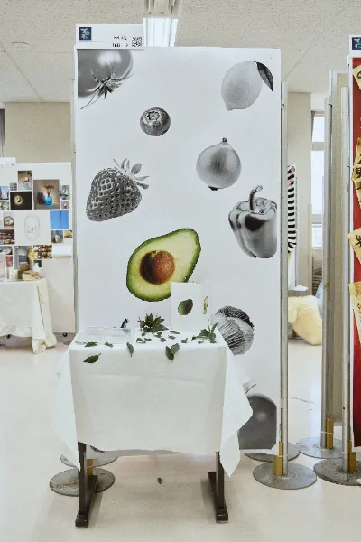 展示の様子_生徒が飾り付けしたパネル