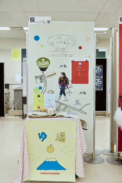 展示の様子_生徒が飾り付けしたパネル