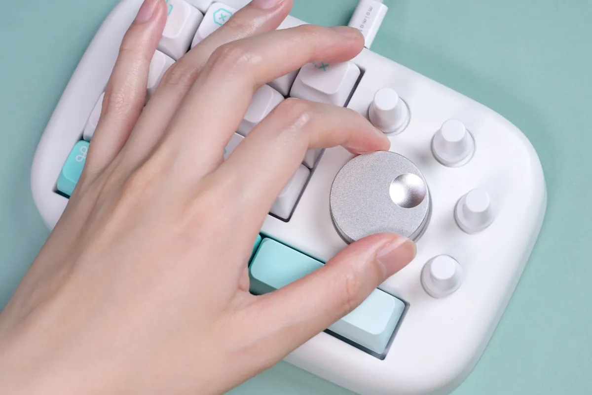 期間限定】人気の左手デバイス「CreatorPad」が過去最大35％OFF