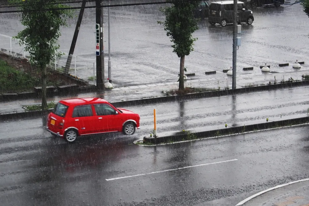 【水没車でもあきらめない!】モビックでの車処分がおすすめな理由