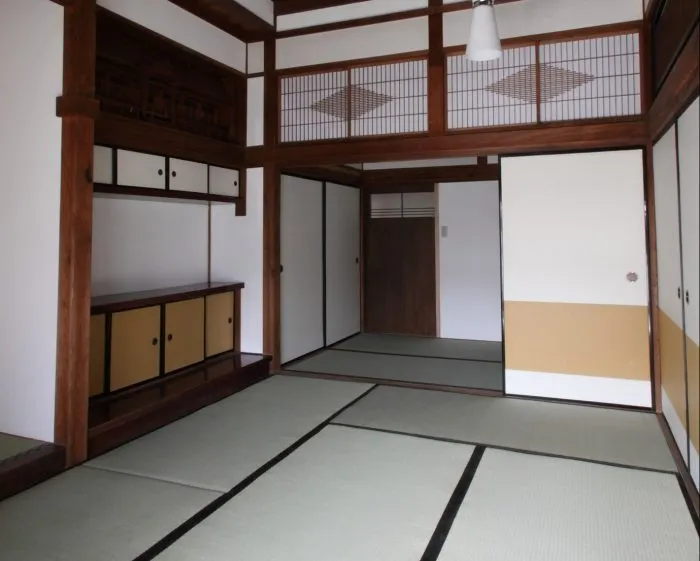 高知市 H様邸（戸建て） ｜古民家再生で、梁の見える和モダンの家に