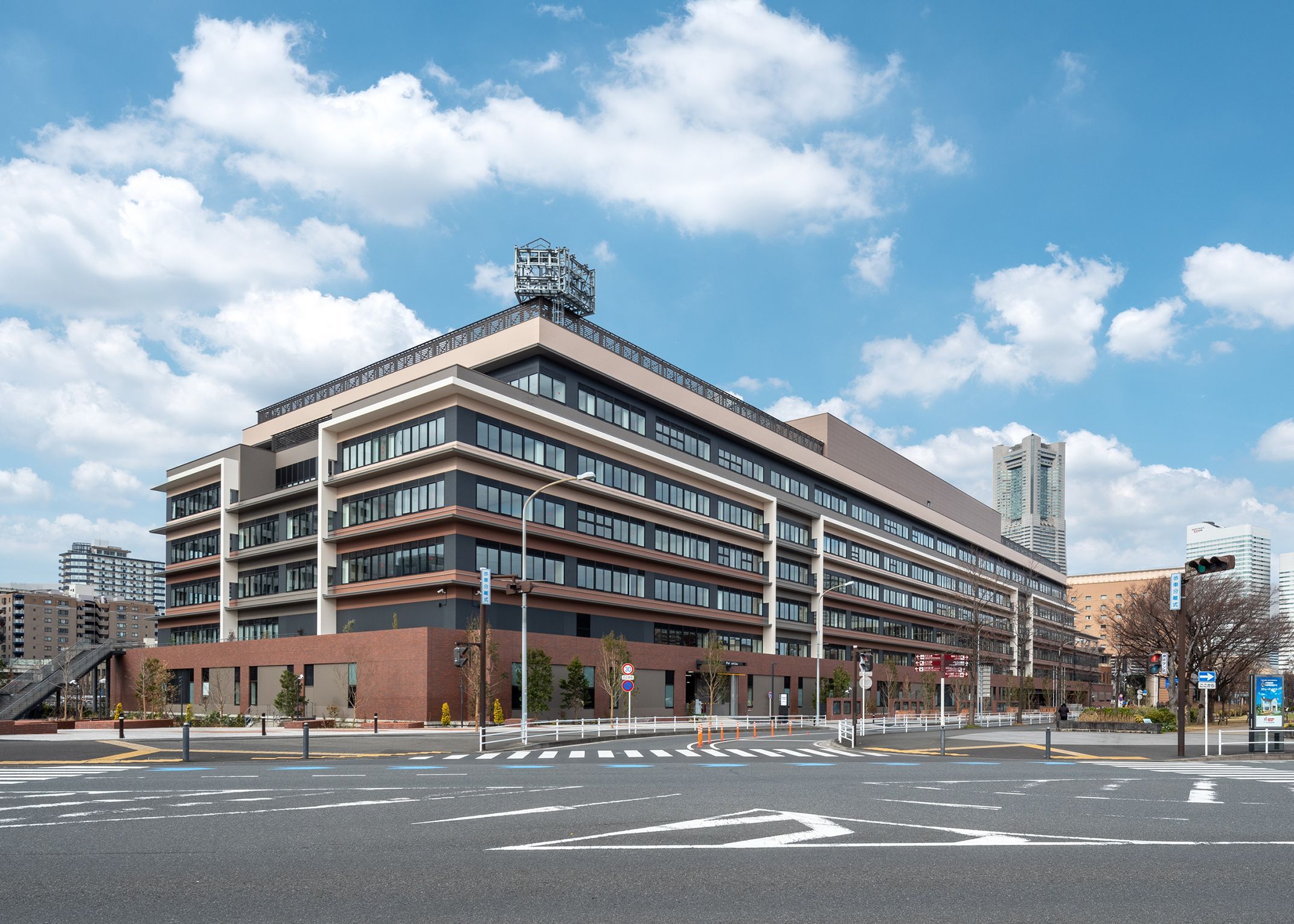 よこはま新港合同庁舎 | Work | 梓設計 よこはま新港合同庁舎 | Work | 梓設計