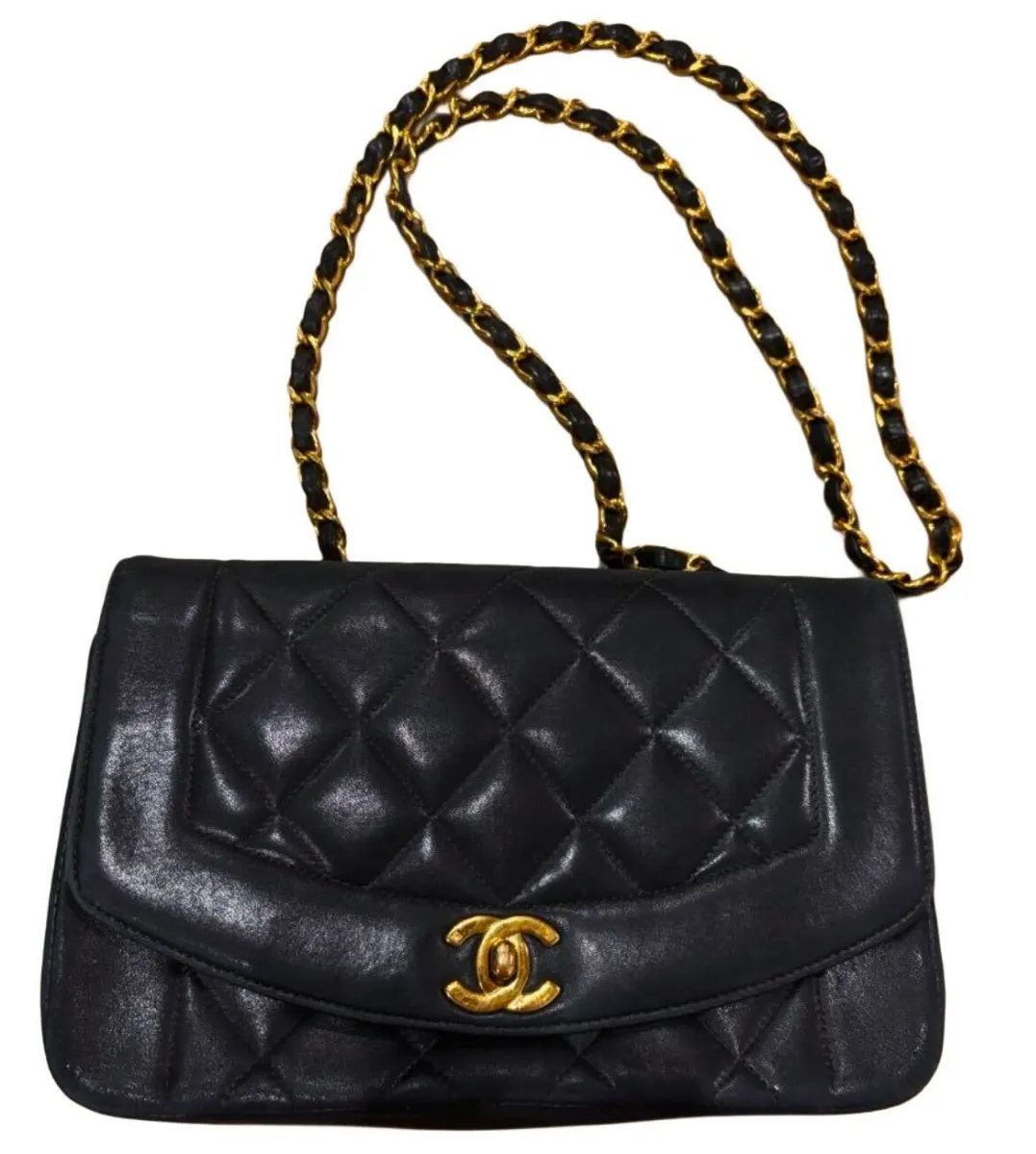 30年前のシャネルバッグが人気！買取価格や昔のマトラッセの定価など