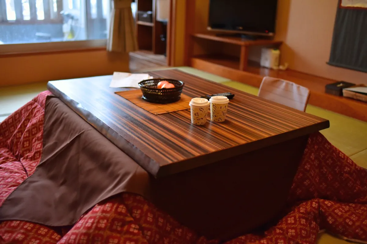 こたつは買取に出そう！相場はいくら？壊れている場合やおすすめ出張