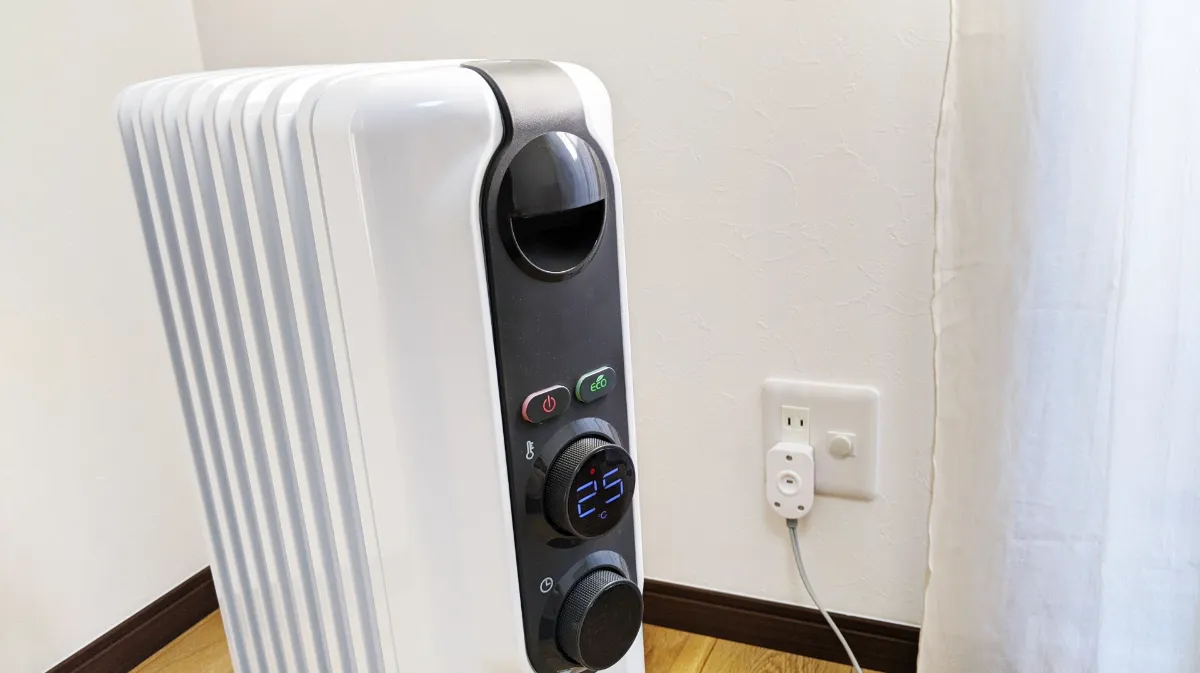 オイルヒーター シルバー 適さ コンパクト 引き取り可 オイルヒーター シルバー 適さ コンパクト 引き取り可
