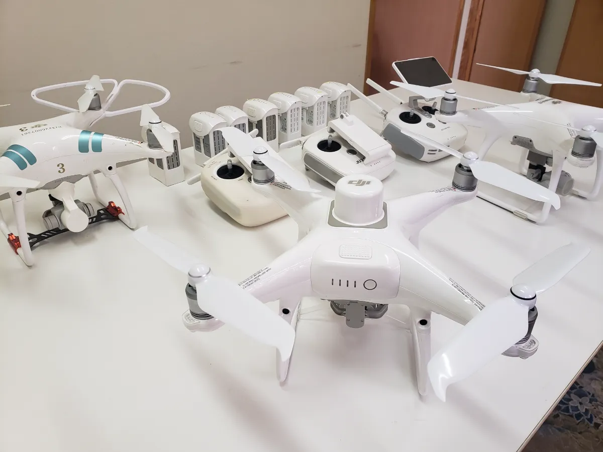 Phantom 4  advanced   ドローン Phantom 4 Advancedのサポート - DJI