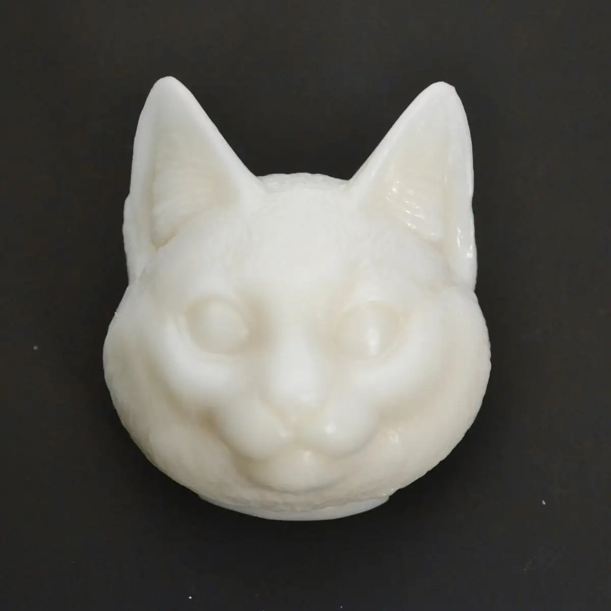 ネコバッジペイントキット ｜美術出版エデュケーショナル