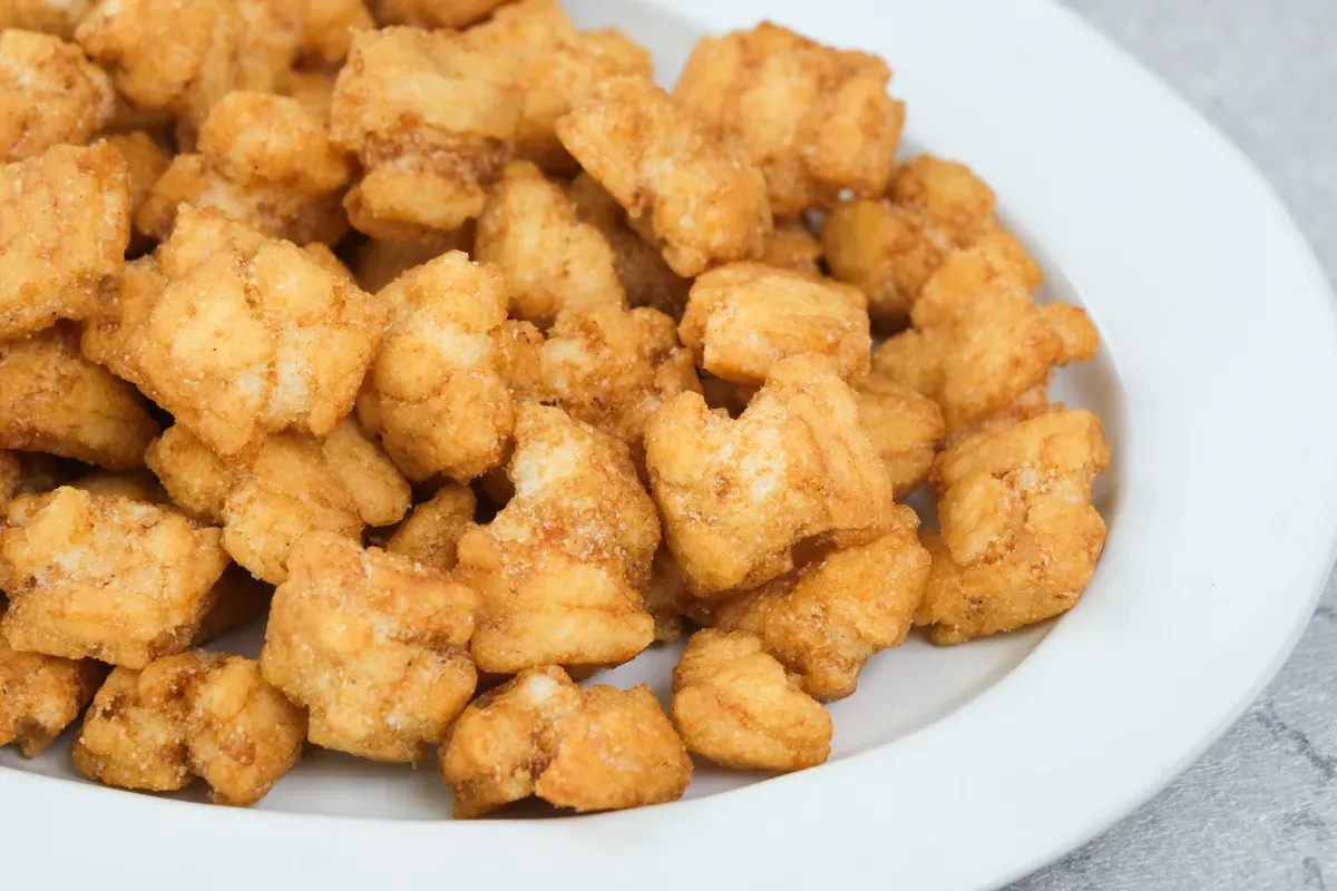 スナックミーの商品『精米ひとくち揚げ 唐揚げ』