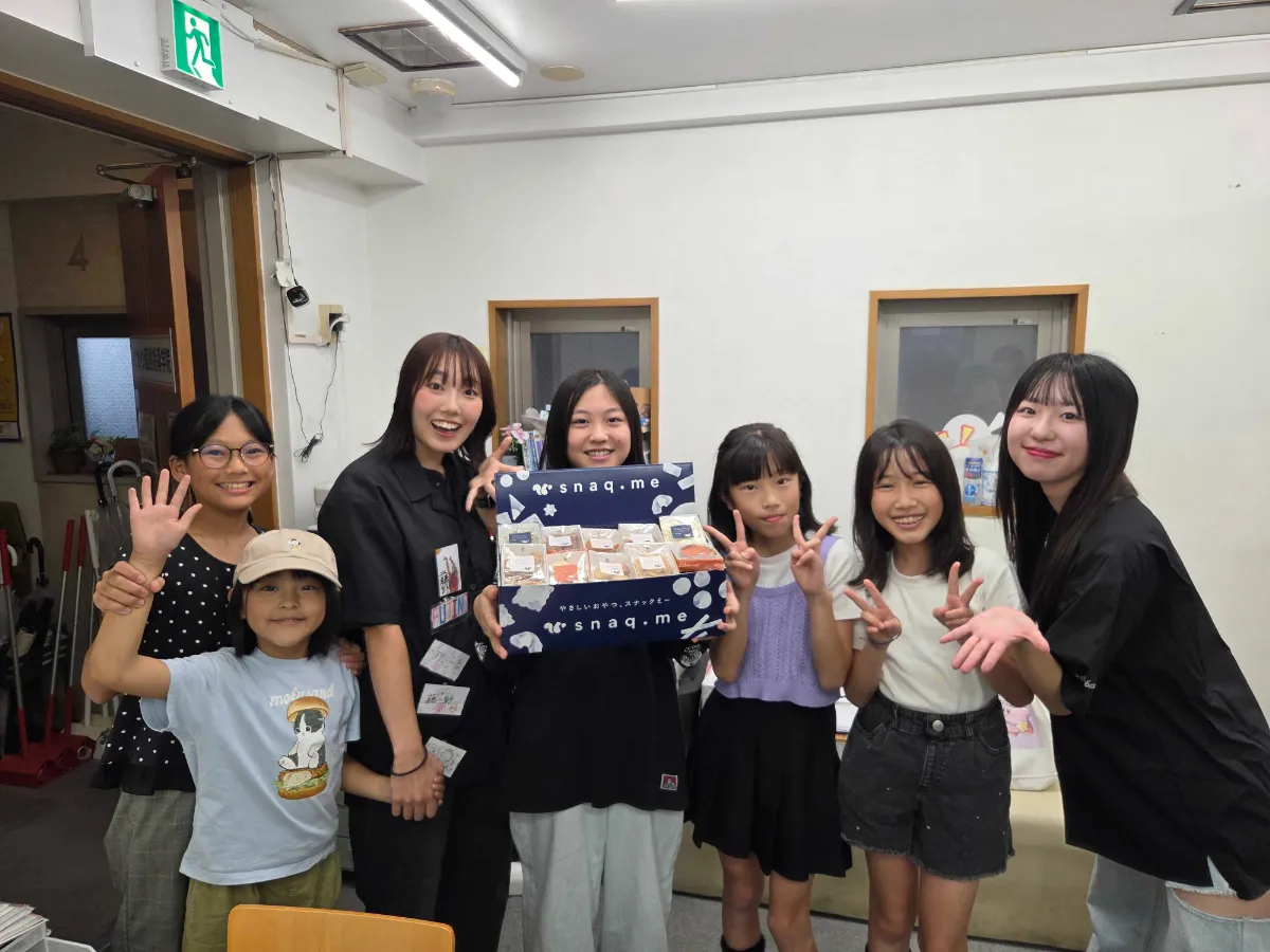 『株式会社ひかり個別指導学院』さまのスナックミーオフィス導入取材風景