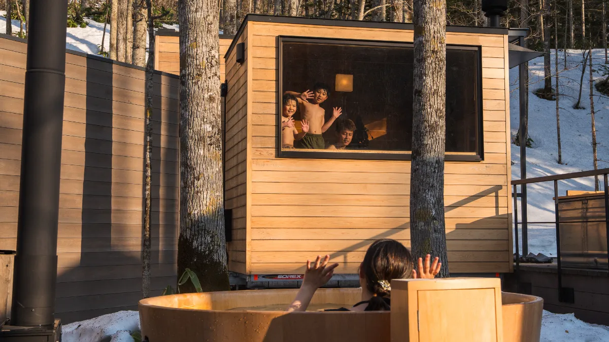 限定特典 | 家族で過ごす夏の森 | Moving Inn