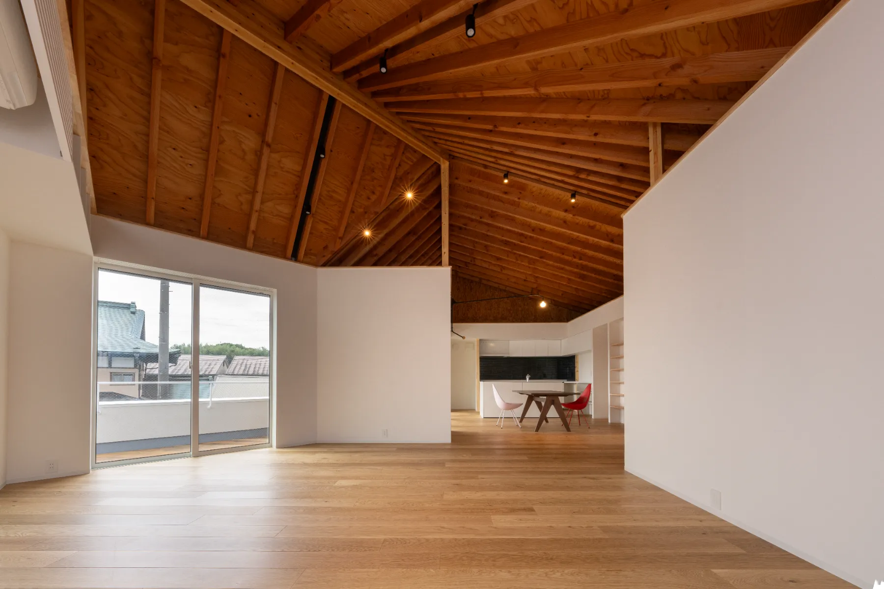 学生緊急募集！】心理師が運営するフリースクール＆カフェのボランティア2023♪ | 特定非営利活動法人だーちゃらぼ, image size:1800x1200